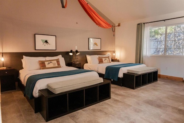 LOGE Mt. Shasta image 22