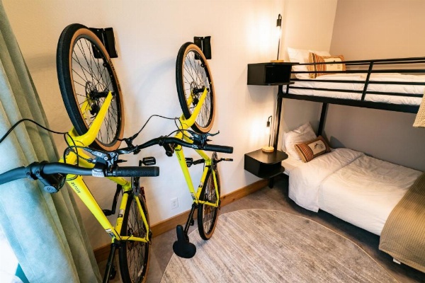 LOGE Mt. Shasta image 30