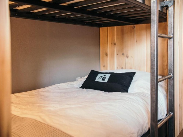 LOGE Mt. Shasta image 8